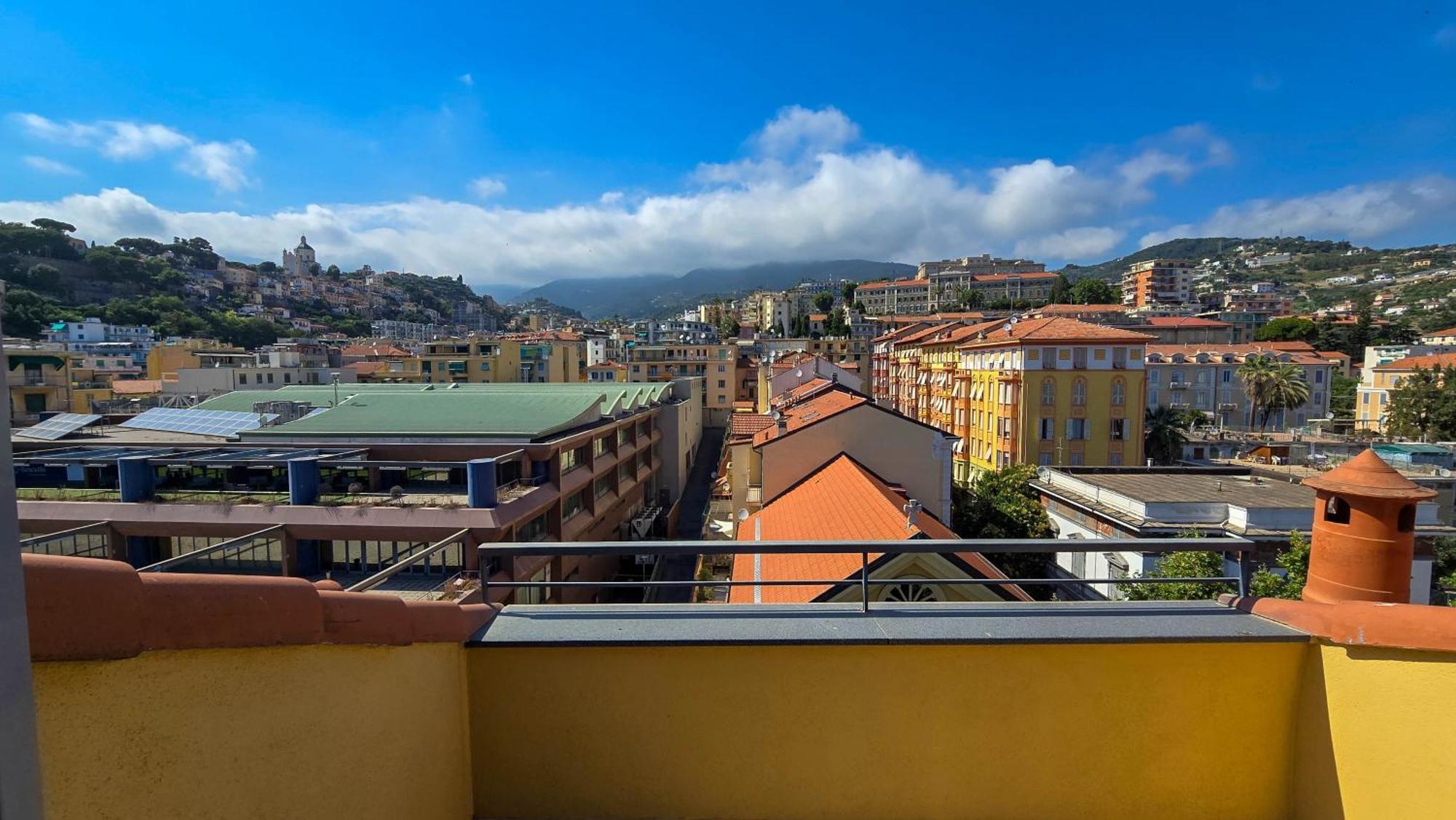 Centro Immobiliare Flagships Apartments Санремо Экстерьер фото